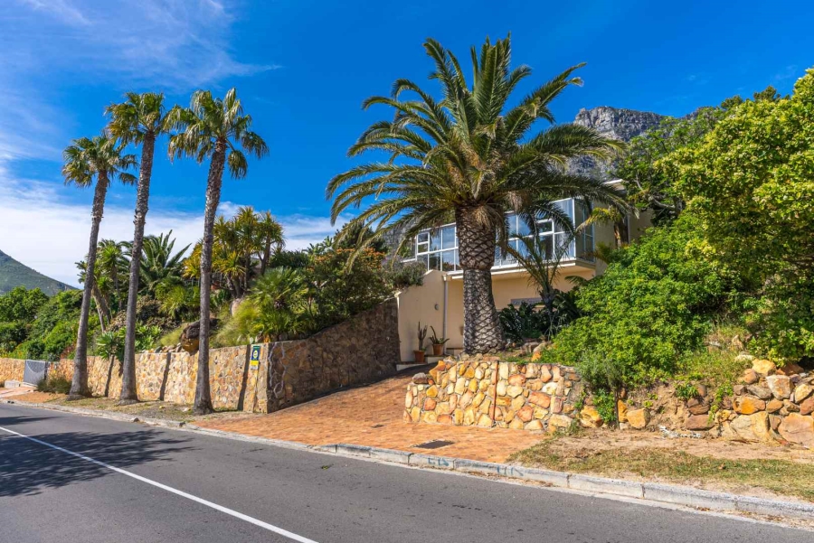 5 Bedroom Property for Sale in Camps Bay Western Cape